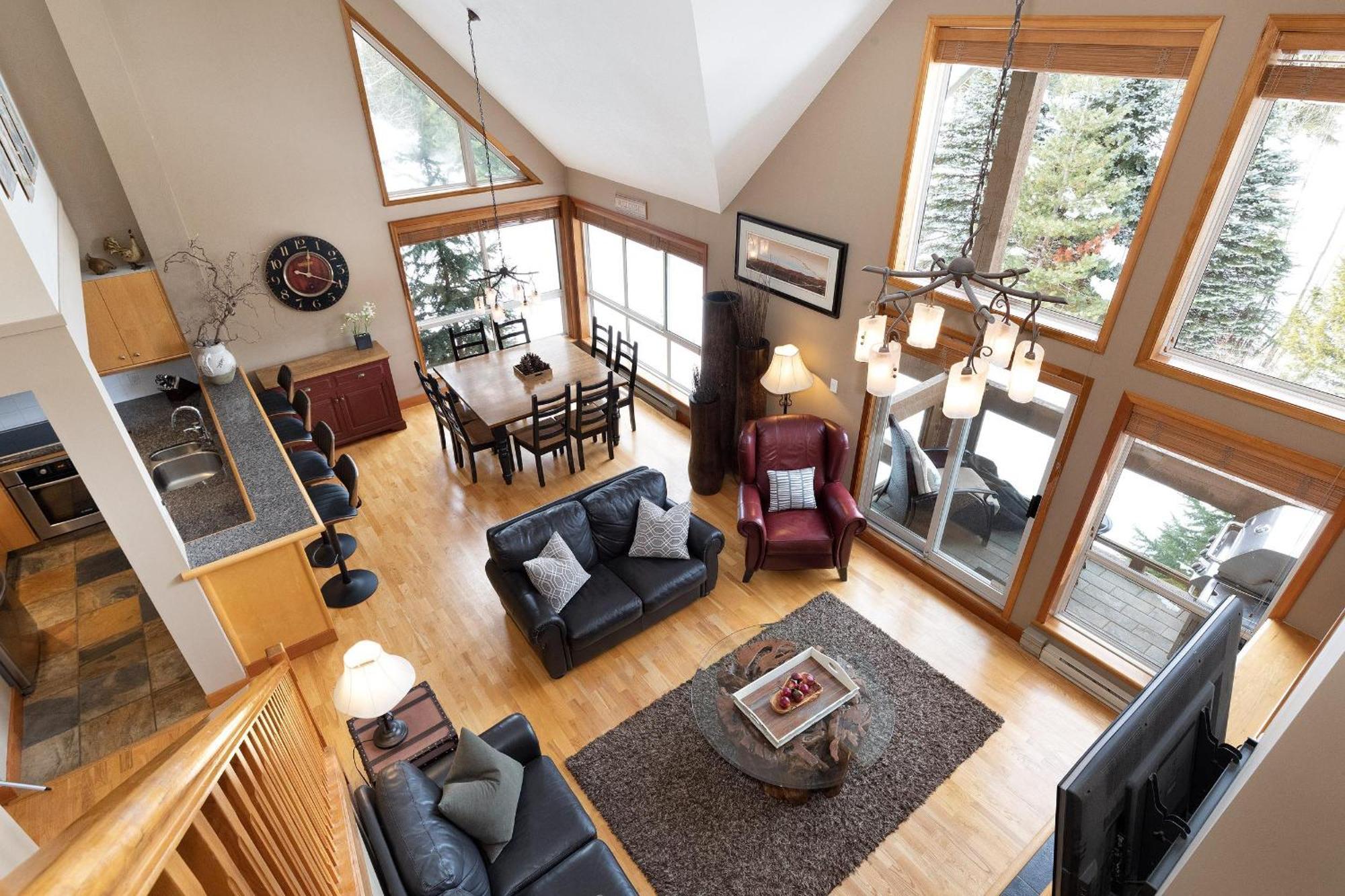 Alpine Greens 8 | Bright Townhome Near Blackcomb, Walk Or Shuttle To Skiing, Secure Parking Whistler Eksteriør bilde