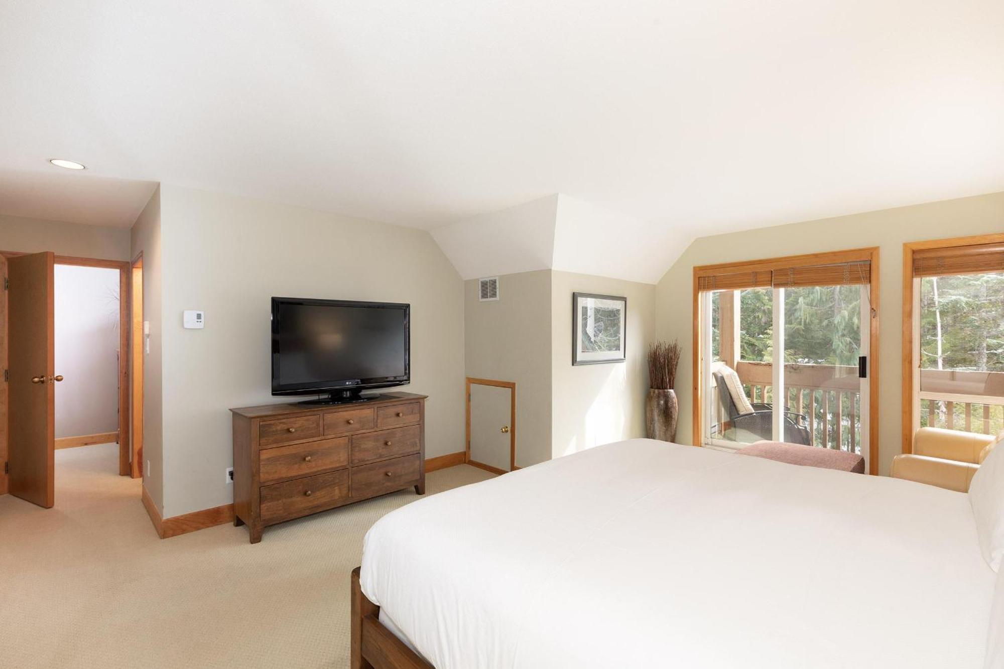 Alpine Greens 8 | Bright Townhome Near Blackcomb, Walk Or Shuttle To Skiing, Secure Parking Whistler Eksteriør bilde